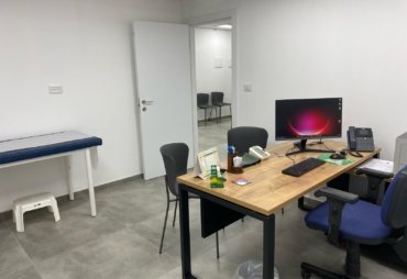 מרפאה במרכז מסחרי ארגמן חולון